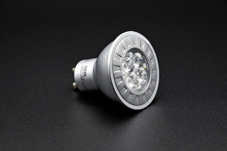 Tecnologia LED: vantaggi e utilizzi nell’illuminazione